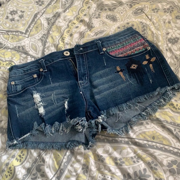 Booty shorts - Picture 1 of 4